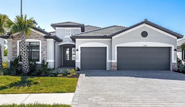 Canopy: Remarkable Exclusive Community in Naples