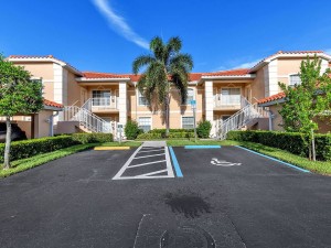 Bermuda Links Homes for Sale